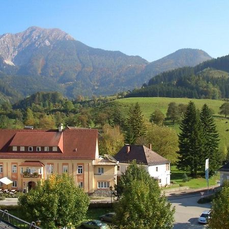 Gaestehaus Zur Post - Heritage Inn Spital Am Pyhrn Exterior photo